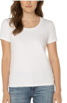 White scoop neck short sleeve tee